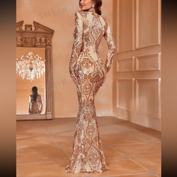 Luxe long sleeve party sequins dress - Picture 8 of 12